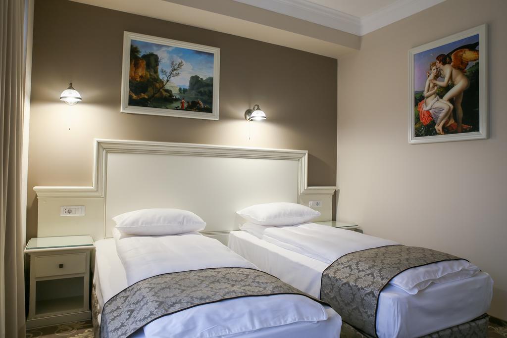 Hotel Montana Vişeu de Sus Kamer foto