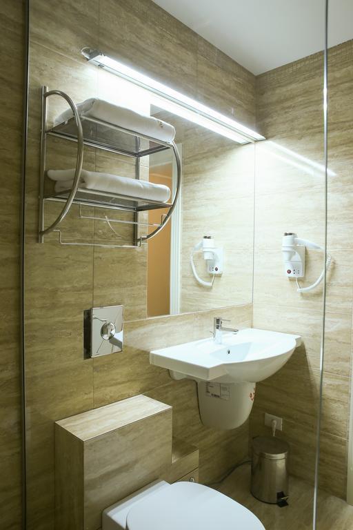 Hotel Montana Vişeu de Sus Kamer foto